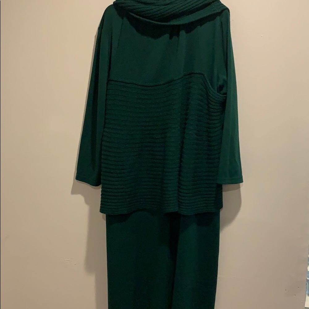 (PRE-LOVED) KIM ROGERS WOMAN 2Piece Set💖 - Picture 2 of 7